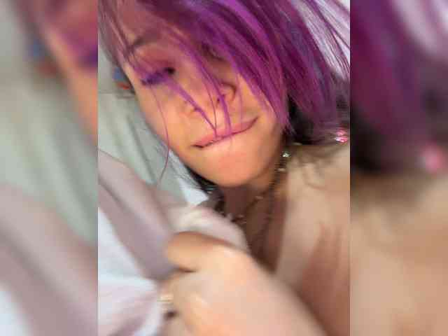 VIP17CoupleDream bongacams live cam model