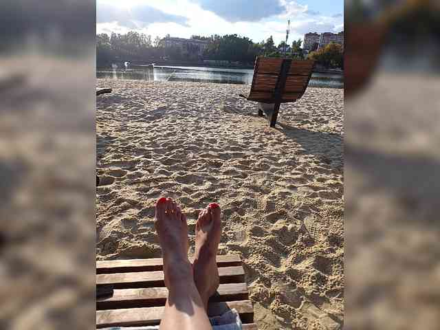 Annanas bongacams live cam model