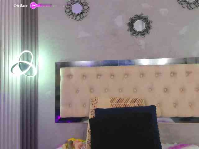 Evaa-white bongacams live cam model