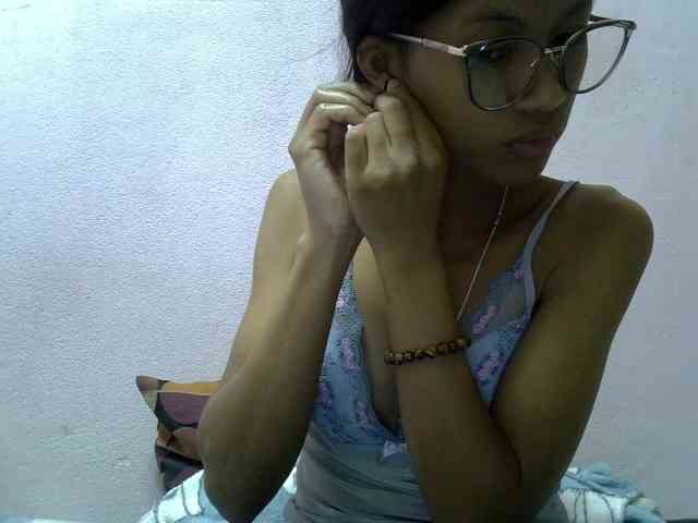 Yalane bongacams live cam model