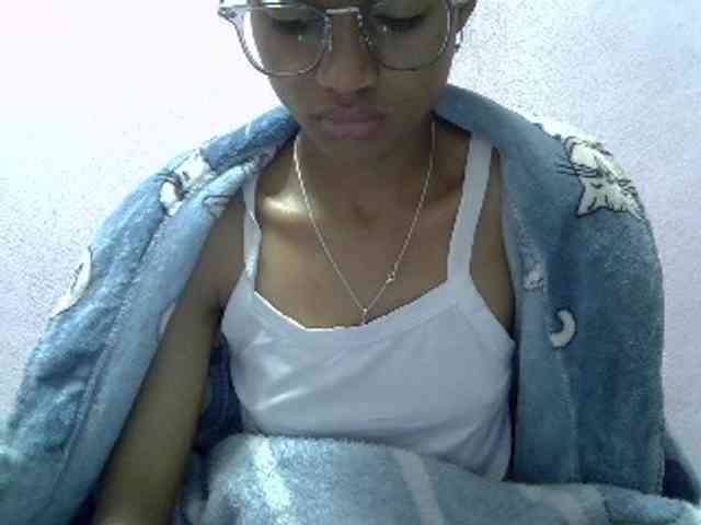 Yalane bongacams live cam model