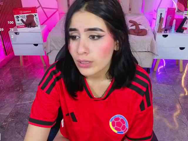 CASSE-TAY bongacams live cam model