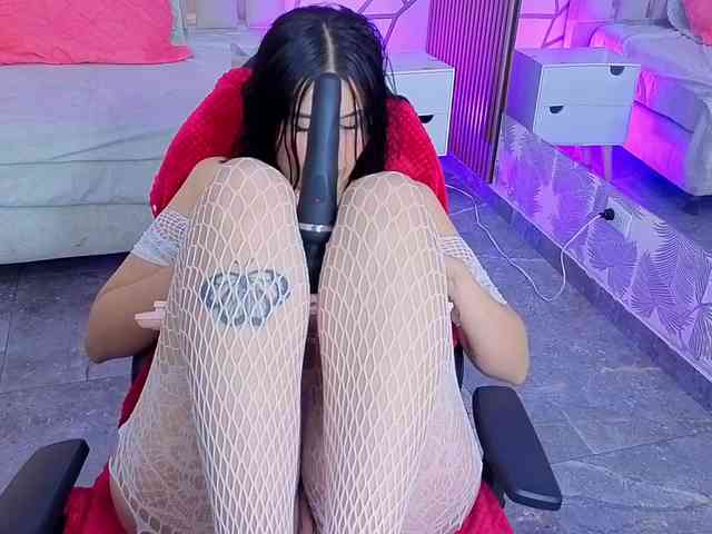 CASSE-TAY bongacams live cam model