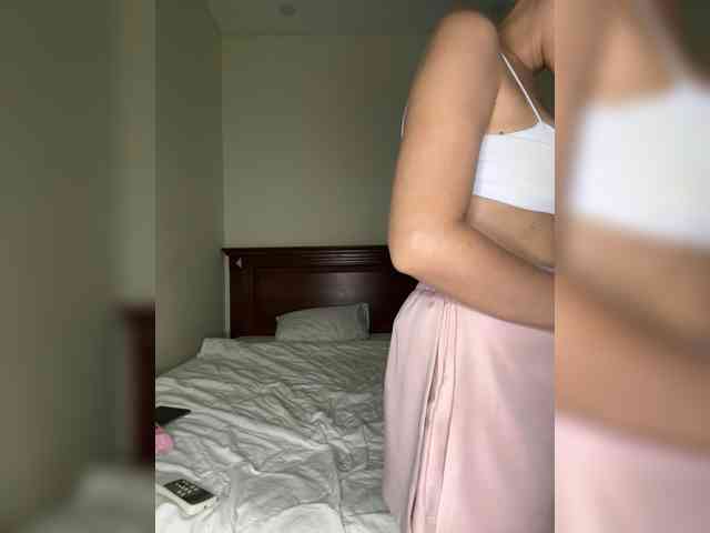 LoveStream69 bongacams live cam model