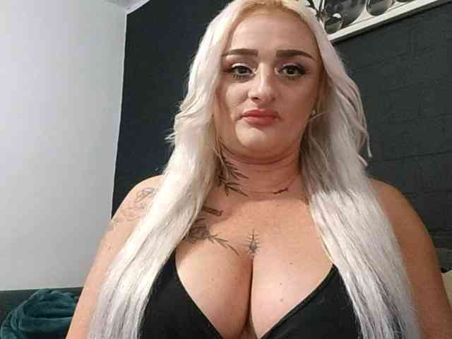 AnastasiaBlond bongacams live cam model