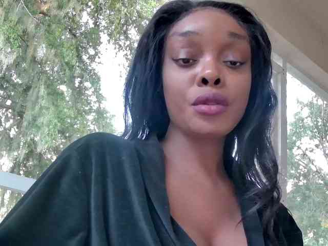 Ataliahh bongacams live cam model