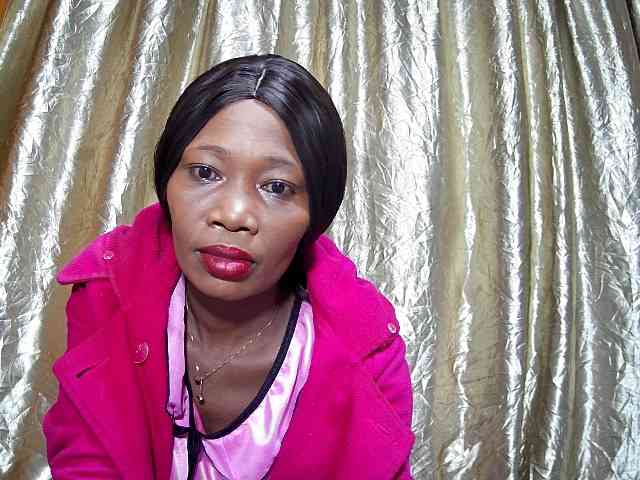 jenah2 bongacams live cam model