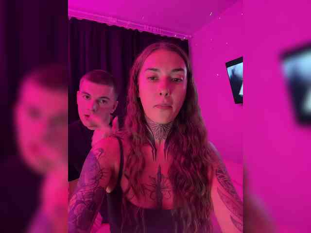 Ewwawow bongacams live cam model