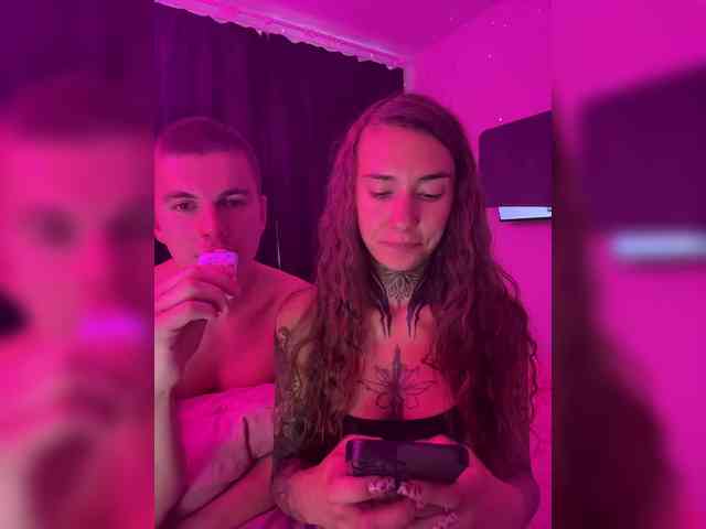 Ewwawow bongacams live cam model