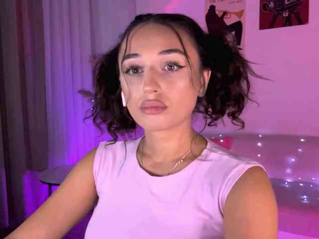 ChristianaDalitz bongacams live cam model