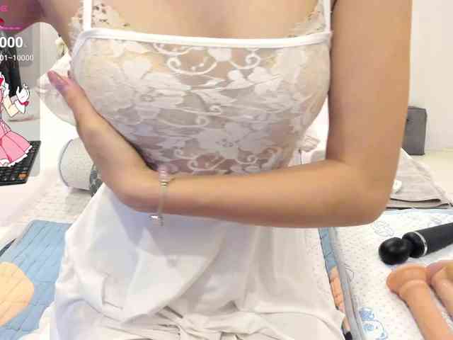 Teahyee bongacams live cam model