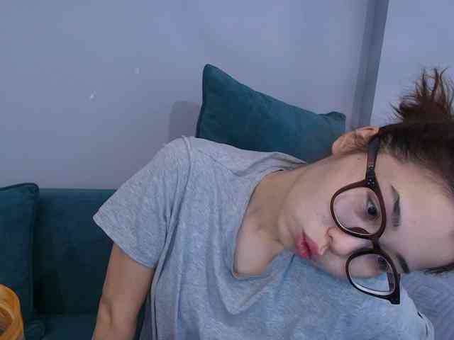kimyjina bongacams live cam model
