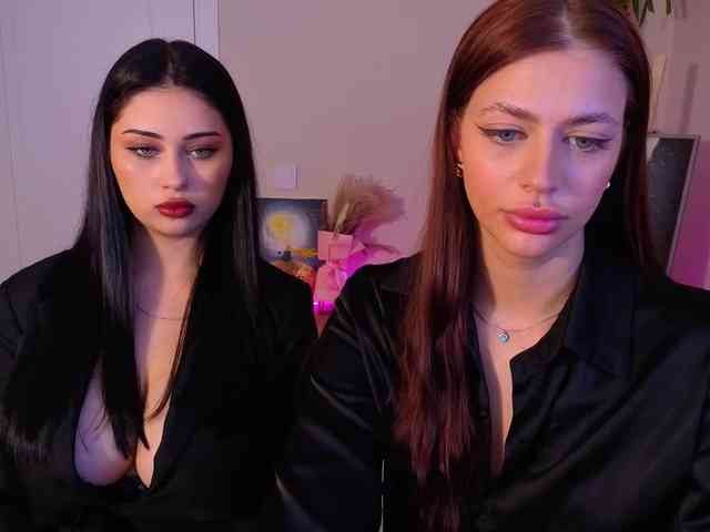 Lizattt bongacams live cam model
