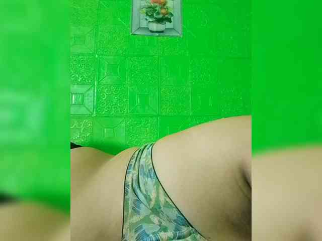 Kyrene bongacams live cam model