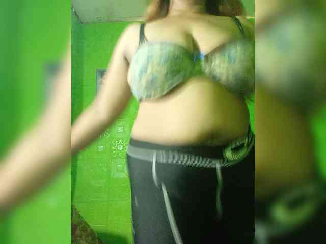 Kyrene bongacams live cam model
