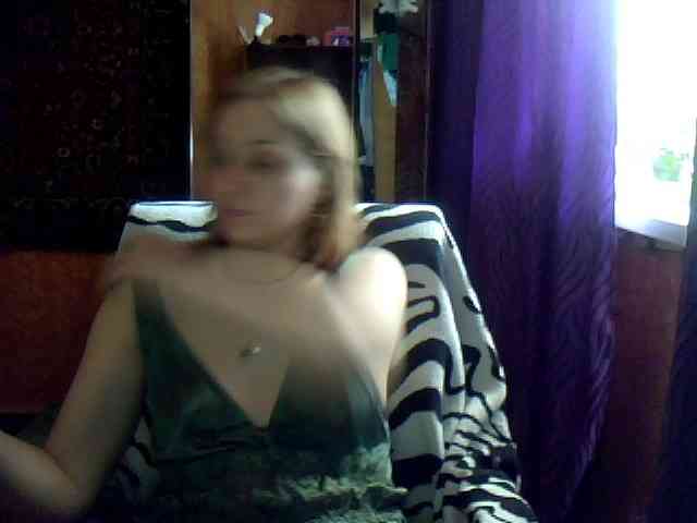 KatiMilana bongacams live cam model