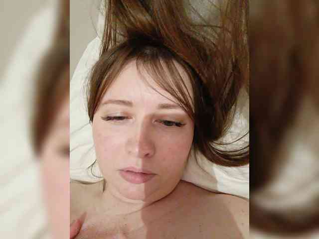 Anastasia24 bongacams live cam model