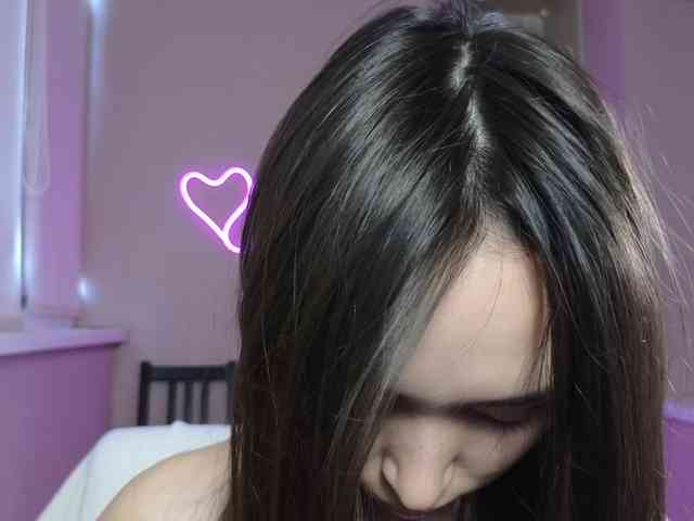dlllvi bongacams live cam model