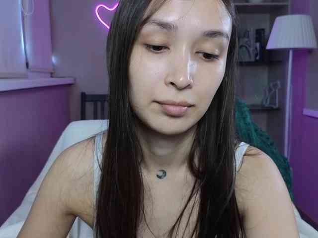 dlllvi bongacams live cam model