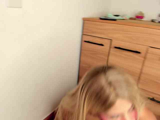 Deliciousass bongacams live cam model