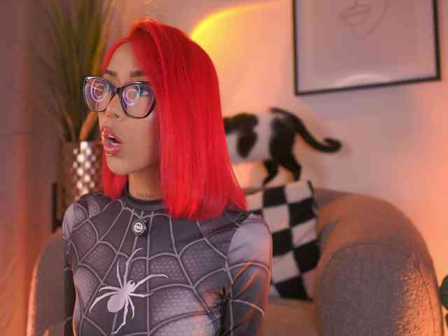 MelyTaylor bongacams live cam model