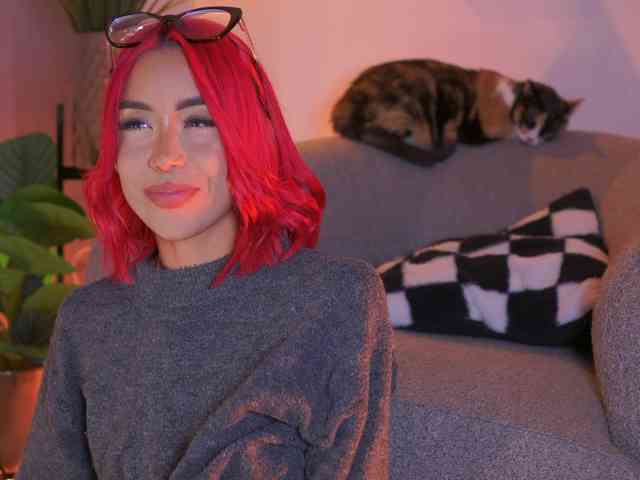 MelyTaylor bongacams live cam model