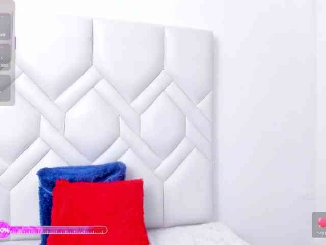 Amelia02 bongacams live cam model