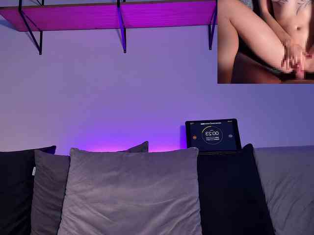 MichelleNiks bongacams live cam model