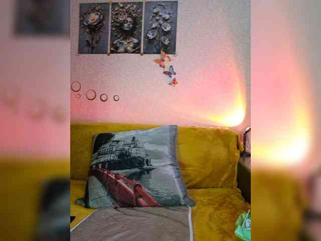 Valkiriyas bongacams live cam model