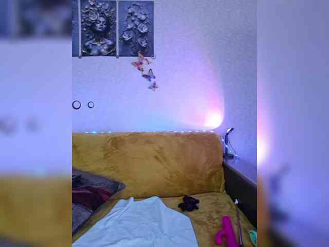 Valkiriyas bongacams live cam model
