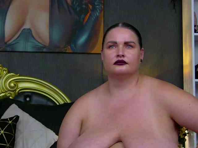 GeorgiaLerox bongacams live cam model