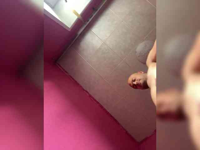 Family707 bongacams live cam model