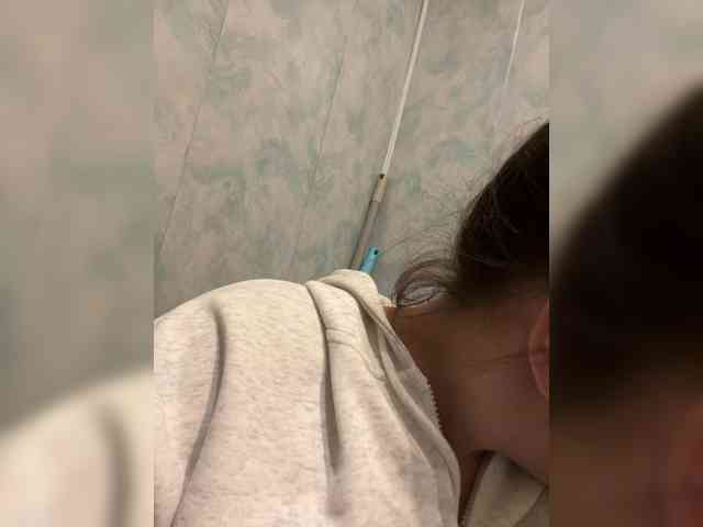 Family707 bongacams live cam model