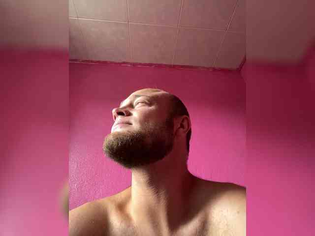 Family707 bongacams live cam model