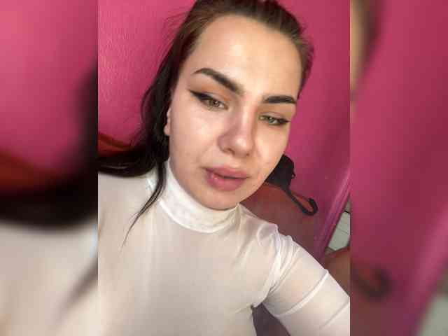 Family707 bongacams live cam model