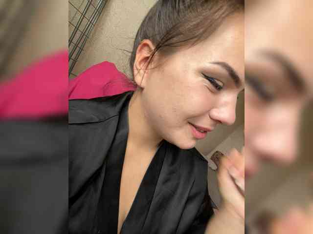 Family707 bongacams live cam model
