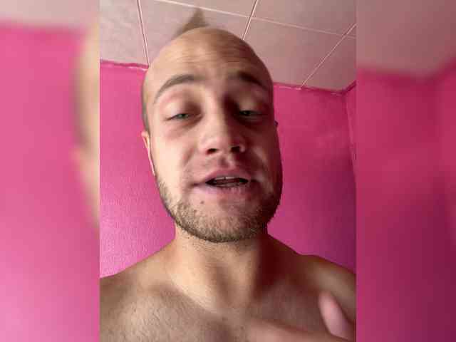 Family707 bongacams live cam model