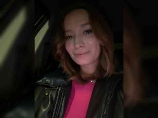 MuffMuffin bongacams live cam model