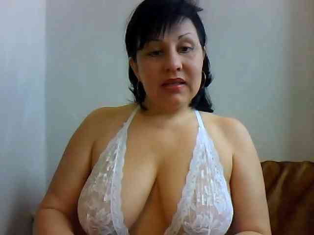 Natali-63 bongacams live cam model