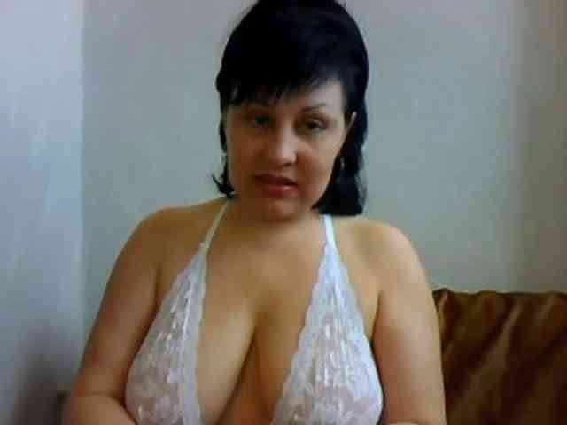 Natali-63 bongacams live cam model
