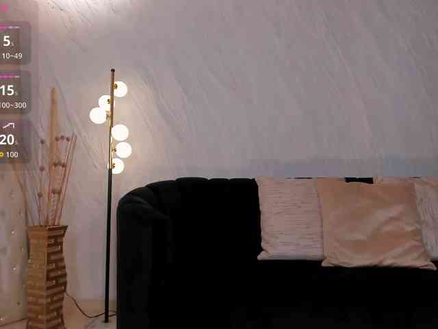 IsabellaMoretti bongacams live cam model