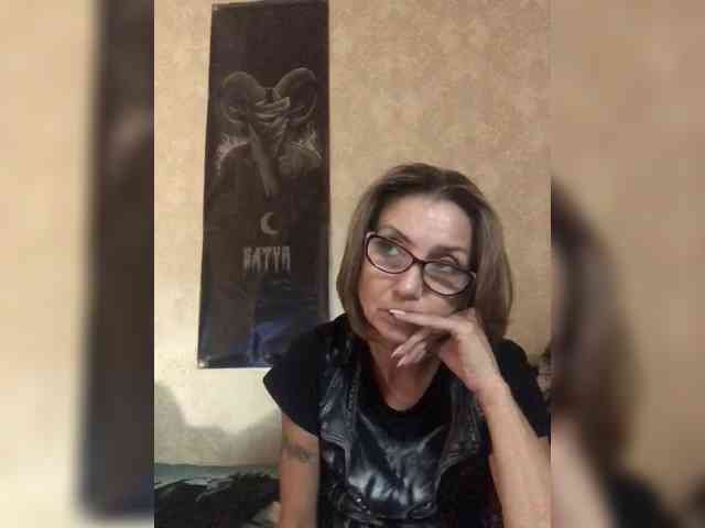 Razvrat6666 bongacams live cam model