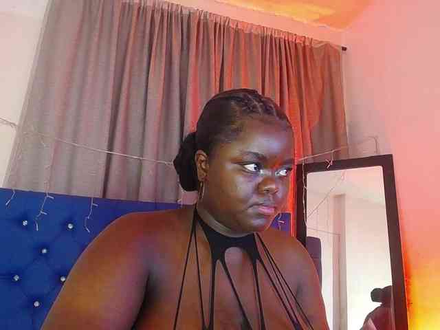 neighbor-ebony bongacams live cam model