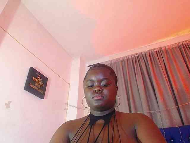 neighbor-ebony bongacams live cam model