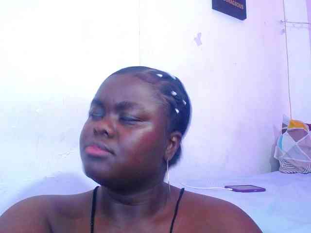 neighbor-ebony bongacams live cam model