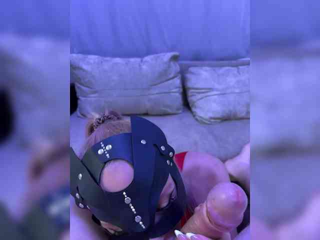 Pusydiamond bongacams live cam model