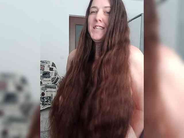 Angela100 bongacams live cam model