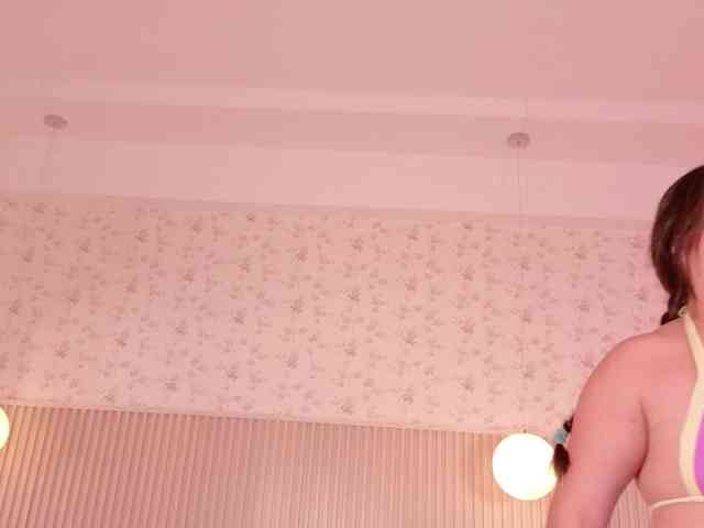 HannahPrada bongacams live cam model
