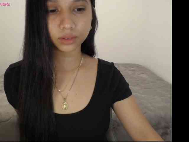 Mariestellah05 bongacams live cam model