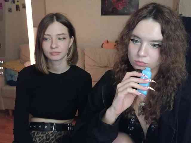 MaoandLulu bongacams live cam model